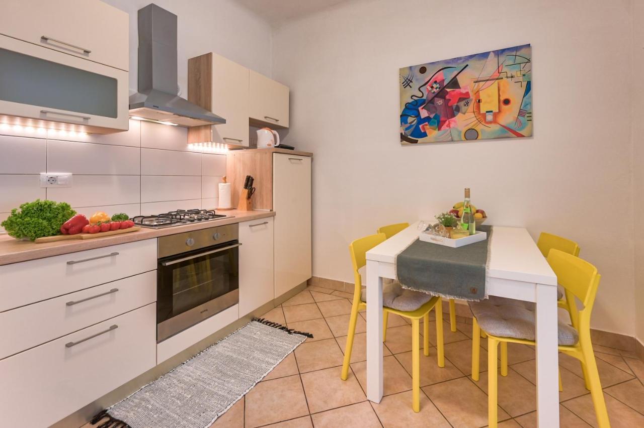 Arena City Apartment Pula Exterior foto